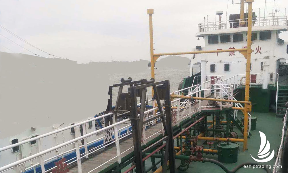 出售491吨溢油应急处置船