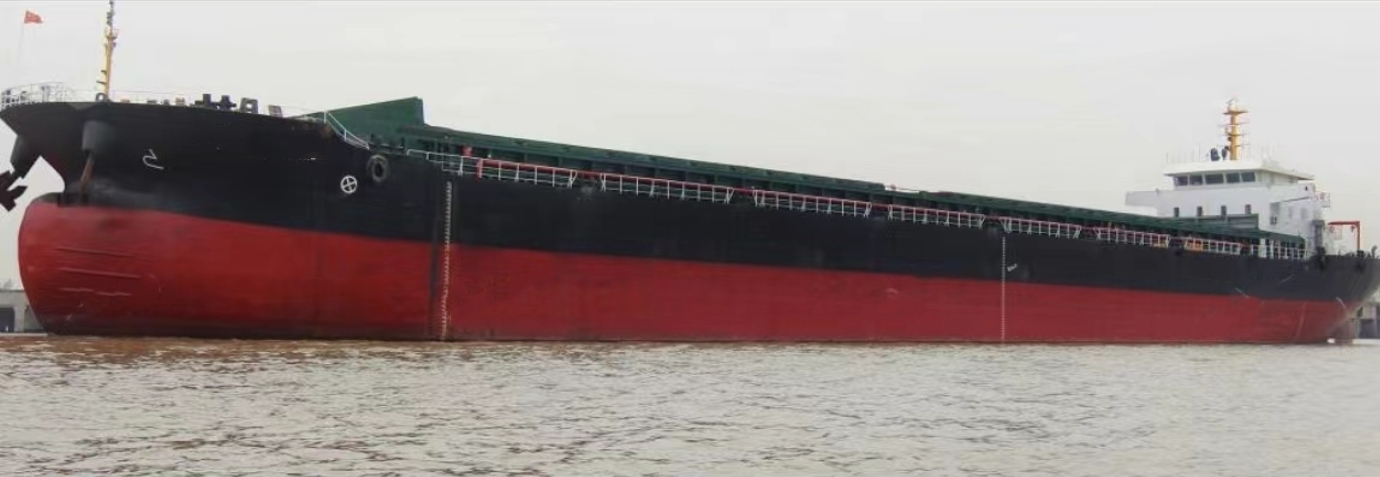 出售13800吨散货船