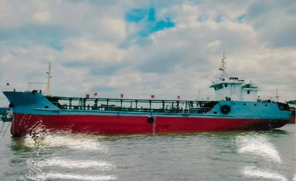 出售571吨溢油回收处置船