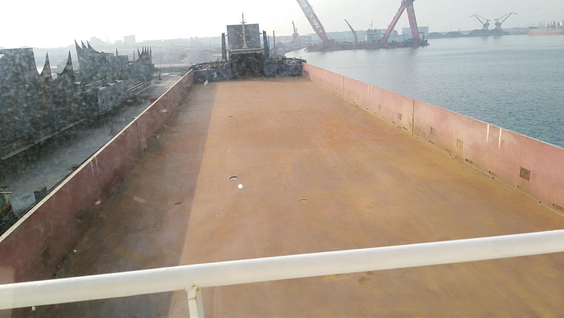 出售9500吨甲板驳