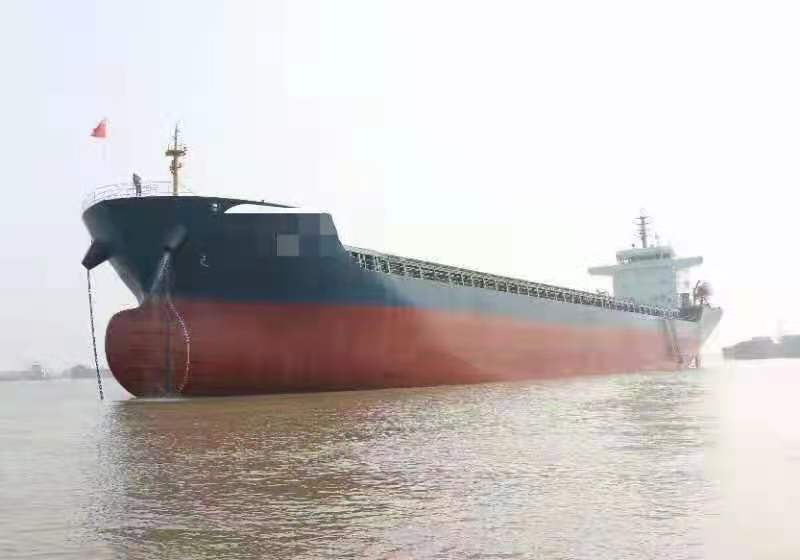 出售7200吨散货船