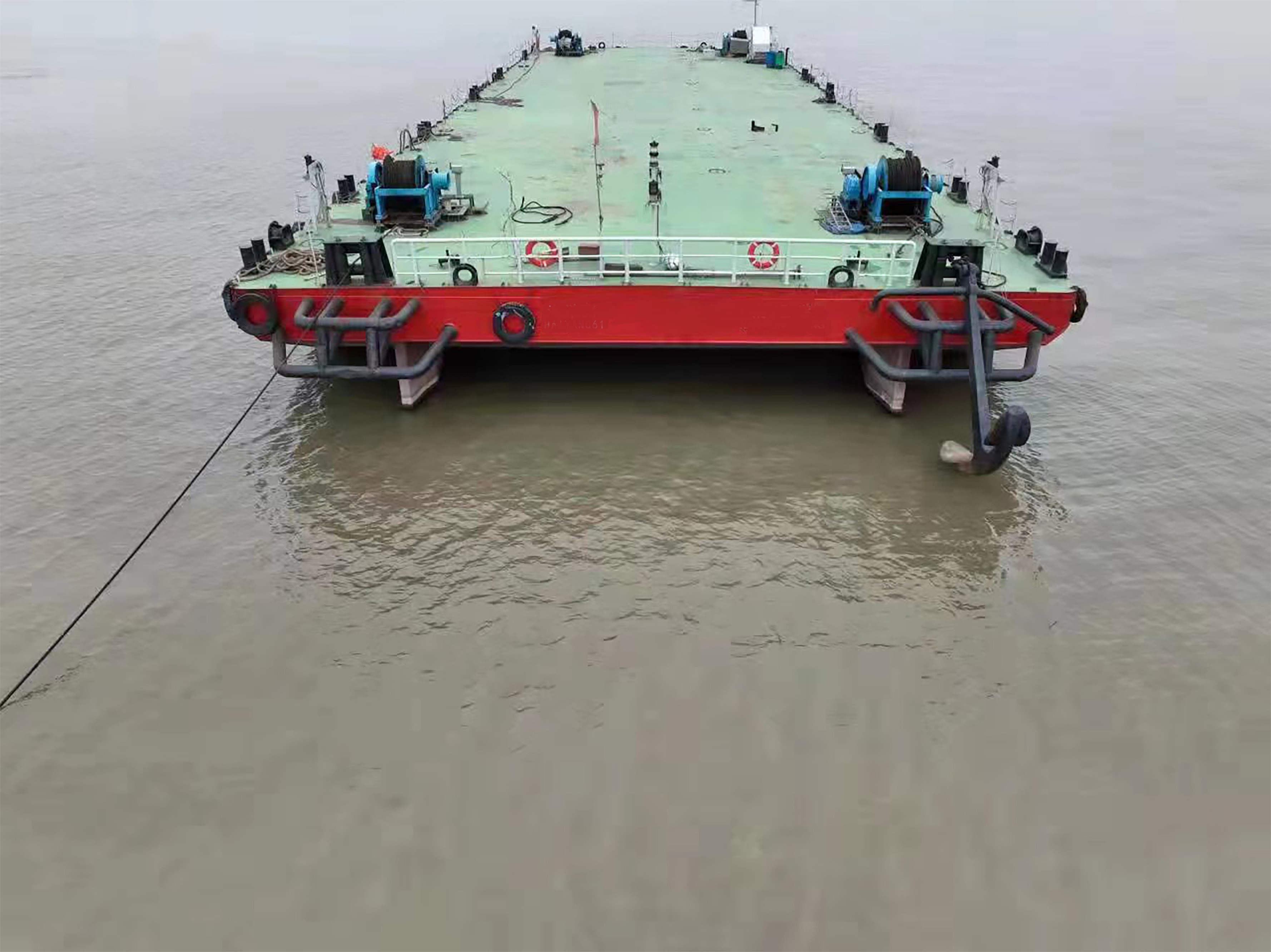 出售190尺无动力驳船