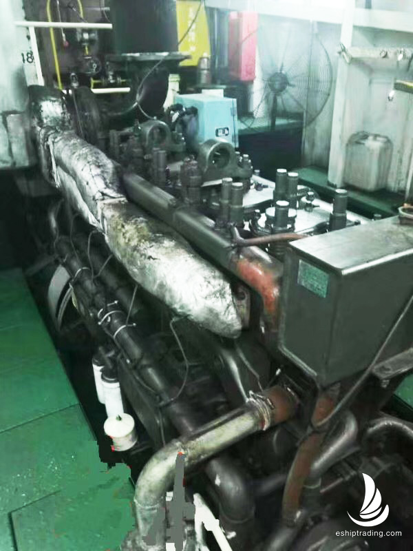 出售4100吨甲板驳