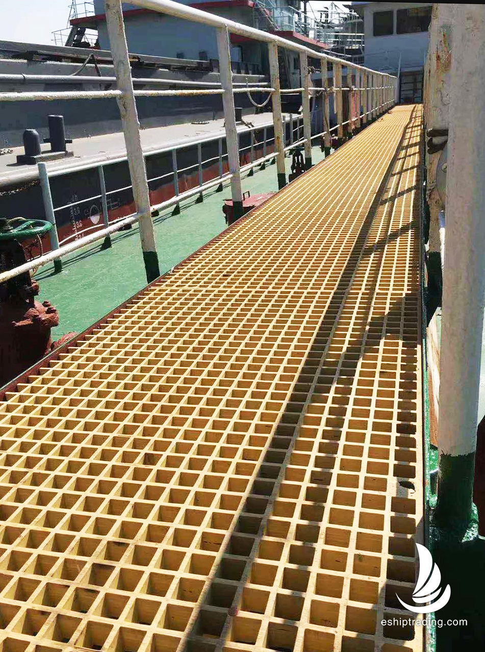 出售500吨加油船