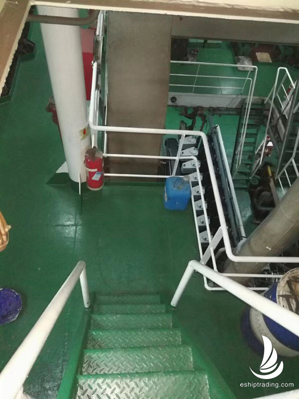 出售13250吨散货船