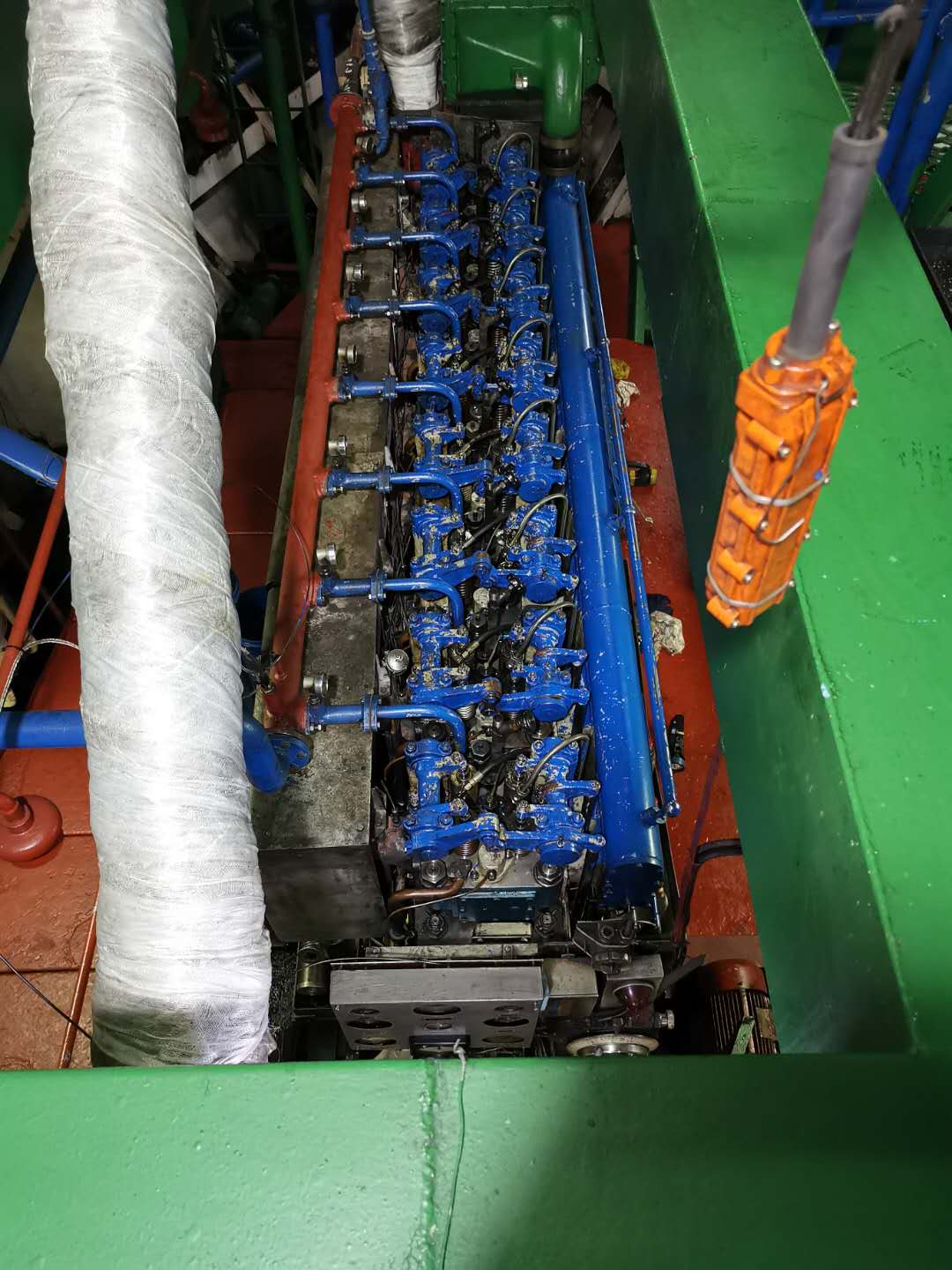 出售3643吨成品油船
