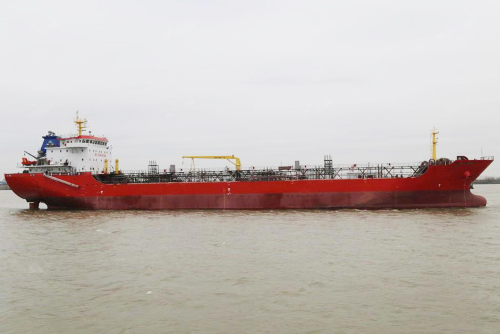 出售13169吨成品油船