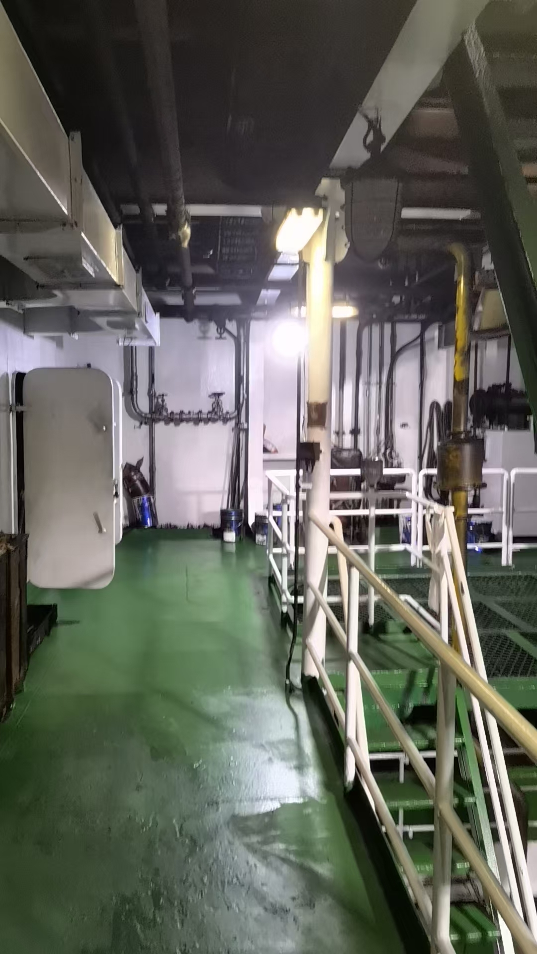 出售13628吨散货船