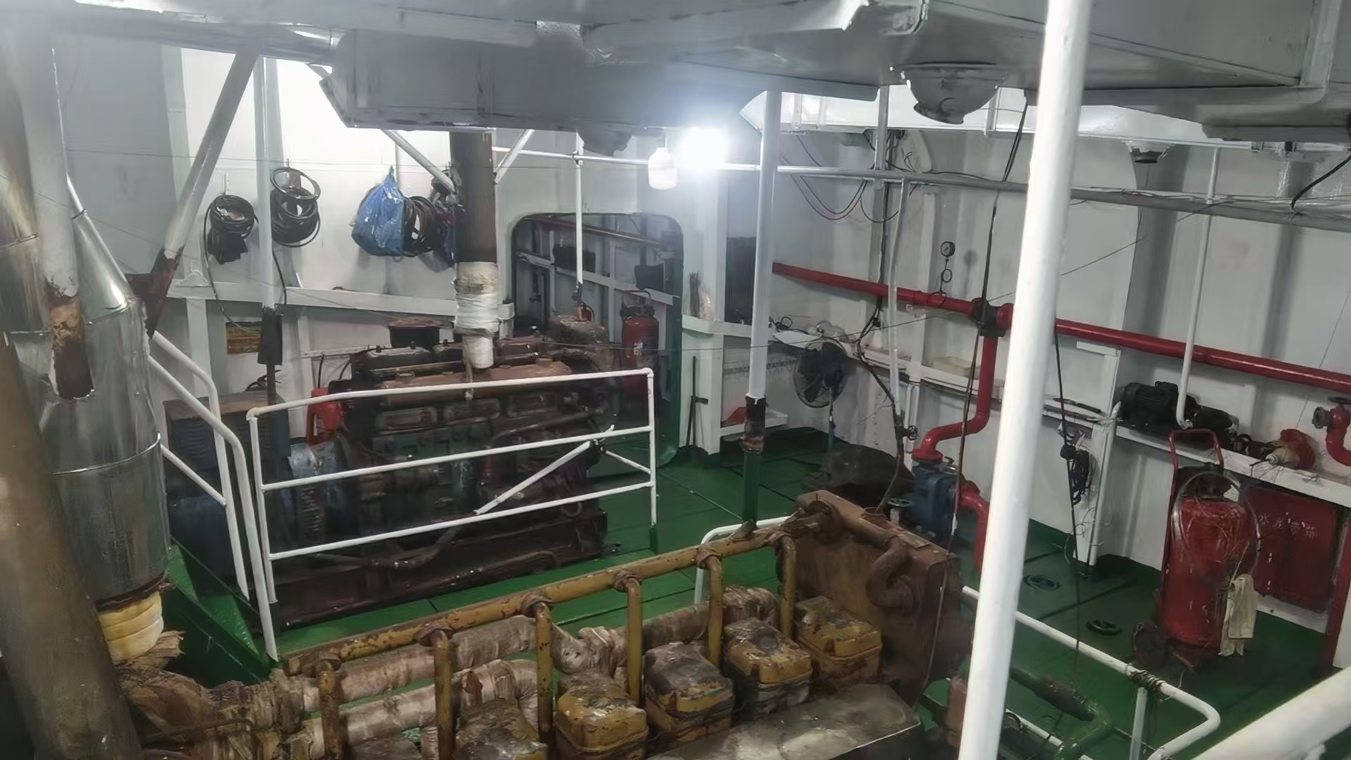 出售1684吨甲板货驳
