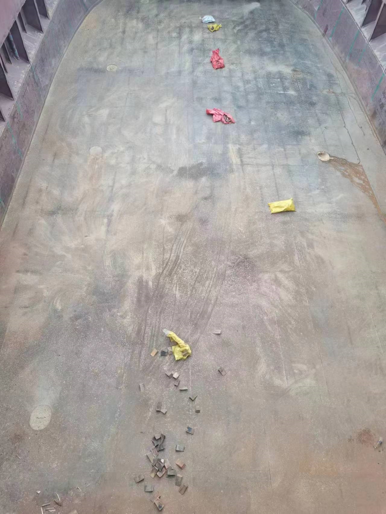 出售5122吨散货船